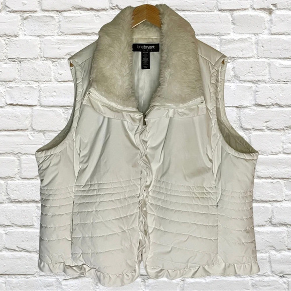 Lane Bryant Faux Fur Collar Vest - Picture 1 of 4